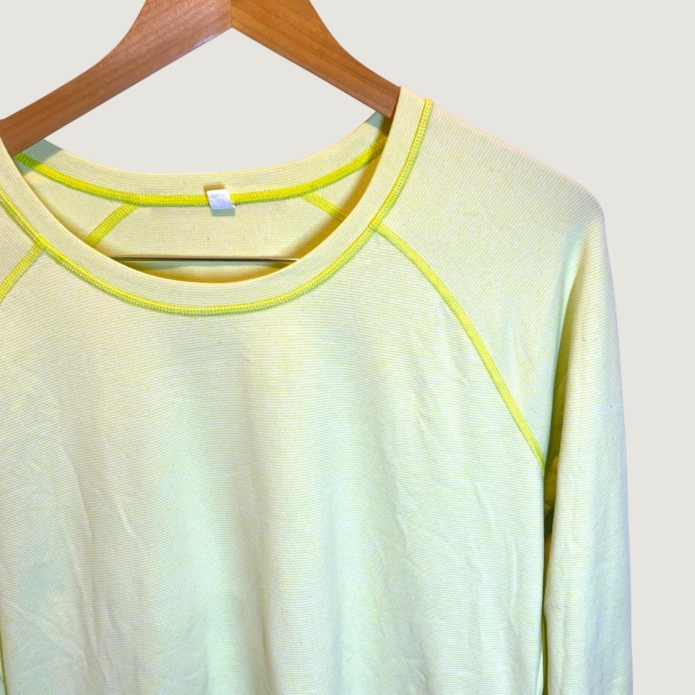 Athleta Momentum Top Womens M Lime Green Stripe Excellent Thumbhole Long Sleeve